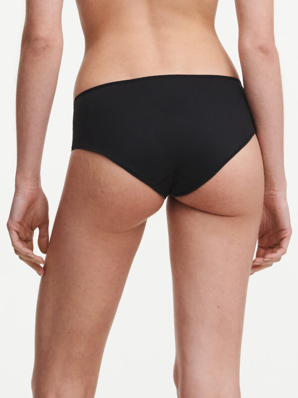 Chantelle Norah Chic covering shorty