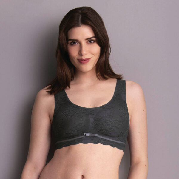 Anita Essentials Lace bralette with cups
