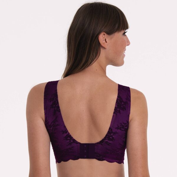 Anita Essentials Lace bralette with cups