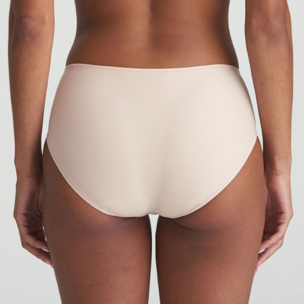 L'Aventure Tom full briefs