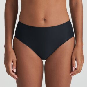 L'Aventure Tom full briefs
