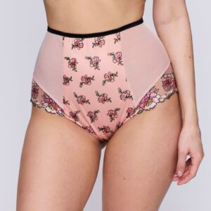 PrimaDonna Eraclea special briefs